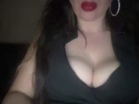 Ik ben een leuke spontane vrouw van 29 jaar oud. Ik heb lang blond / inmiddels bruin haar (over de schouders), blauwe ogen, Niet slank, niet dik ertussen in dus. Ik  heb een cup D en ik kom uit Utrecht waar ik vlakbij het centrum woon. Verder ben ik al een ruime tijd single.  Ik ben op zoek naar een beetje leuke spanning en avontuur. Heb je verder nog vragen, dan kan je altijd een berichtje sturen, dat zou ik leuk vinden. Xxx