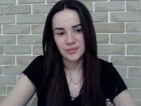 I am a sweet, open and sociable girl who loves to have fun and remember it forever.