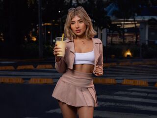 free chat CorinaBaker