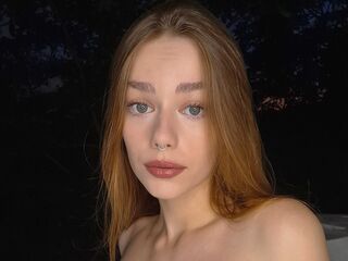 jasmin chatroom EmilliaFox