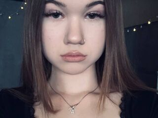 hot camslut JerryBlechman
