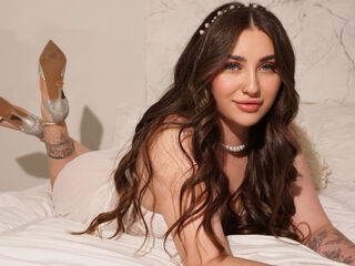 kinky webcam model KeiraHarts