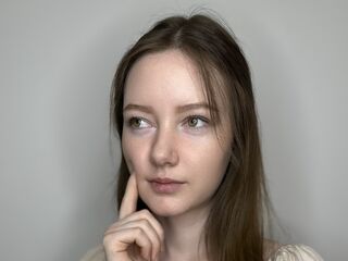 fingering girl chatroom LinaBrossardie