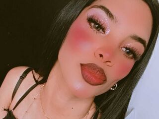 naughty camgirl picture MeliRoots
