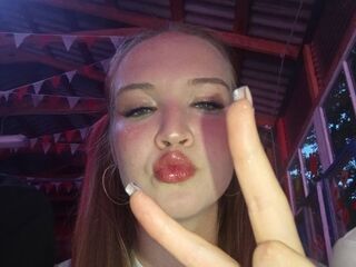 dirty live cam NelleCauthorne