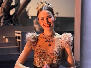 free adult cam NylaPitarresi