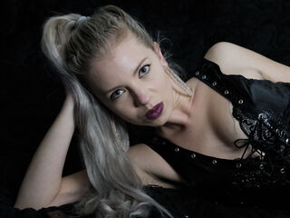 live bdsm cam girl AntoniaBlondy