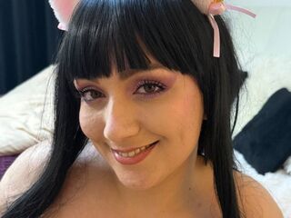 naked cam girl masturbating with dildo AdelineDevin