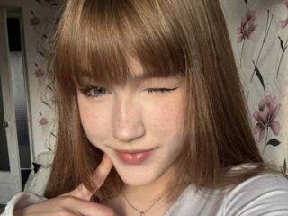 free liveshow AlberthaBack