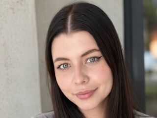 camgirl masturbating with dildo AleshiaLeviston