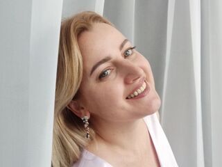 webcam girl chatroom AlexaDeneuve