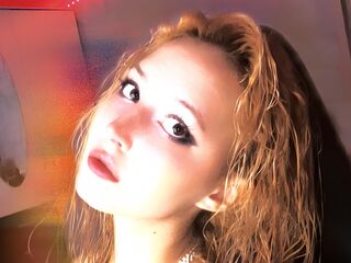 camgirl masturbating with dildo AlyonaMew