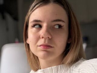 nude cam girl picture AnnikaMorgan