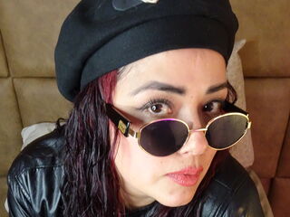 camwhore photo BayoliOsloni