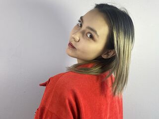 chat show BellaWaves