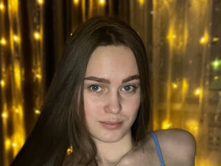 naked webcamgirl video BernardineCaiafa