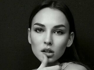 erotic CariGugliuzza