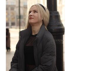 cam whore livesex CarinGoodwin