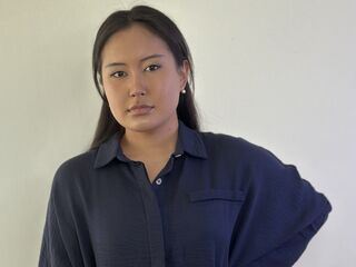 hot strip tease webcam CarolannOrmisto