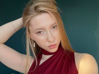 kinky webcam model CarylonBenzer