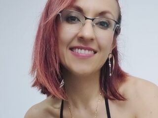 camgirl masturbating CataMoreno