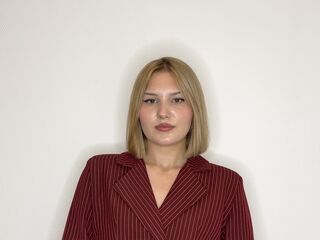 jasmin CatrinaKennelty