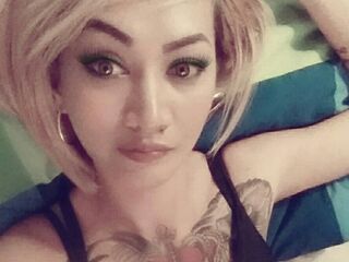 camgirl showing pussy CharismaQueen