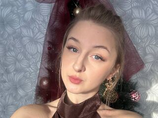 hot cam show CharoletteHeckle