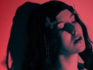 beautiful webcamgirl CorlissFunston