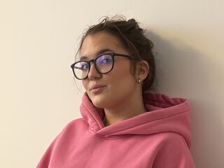 beautiful girl webcam CristineHoesing