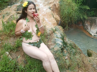 webcam babe chatroom CrystalLara