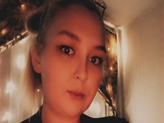 live porn cam CrystalSins