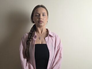 naked webcam girl video DelenaCouts