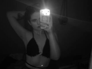 free webcam video DoloresHuesing