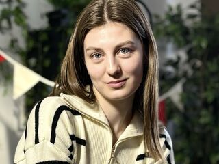 adult cam show DonnetteHolck