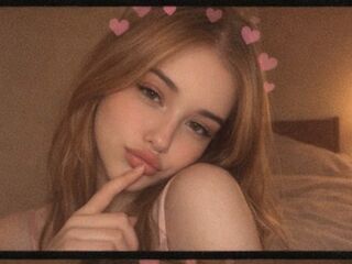 camslut webcam video ElaraWinslow