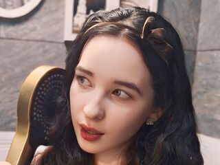 camgirl masturbating with sextoy EliseGianola