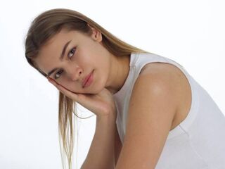 cam chat ElizSautner