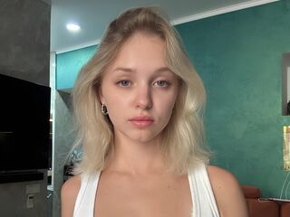 naked camgirl picture EveMorrison