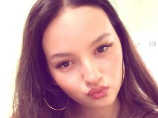 naked webcamgirl photo FatimahAmargo