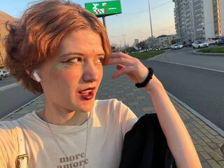 webcam girl chatroom FlairCatlow