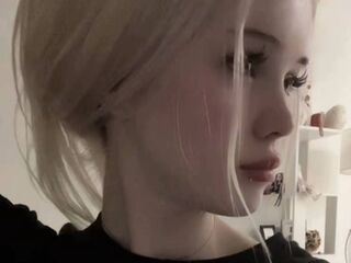 teaser webcam HeatherHeinitz