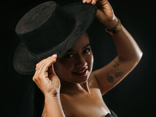 free nude webcam HeidyRouss