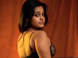 mastubating web cam girl ImmiGreen
