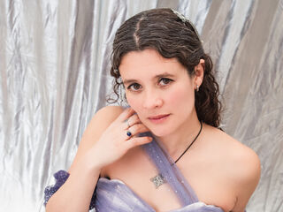 cam chatroom IrisMontes