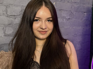 naked girl with webcam fingering JessikaPinkman