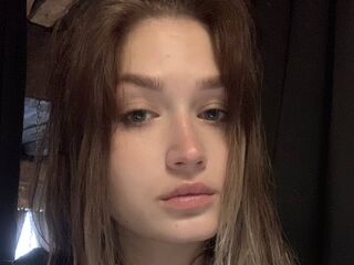 webcamgirl JulieannGomaz