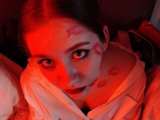 fingering camgirl video JuneGutierrez