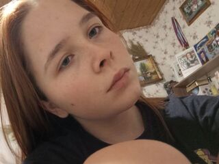 free nude cam KailaBergh