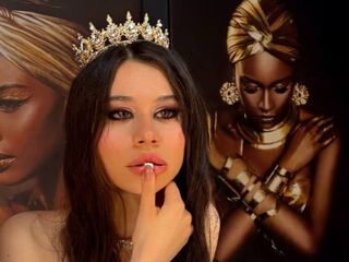 naked camgirl photo KarenEstrada